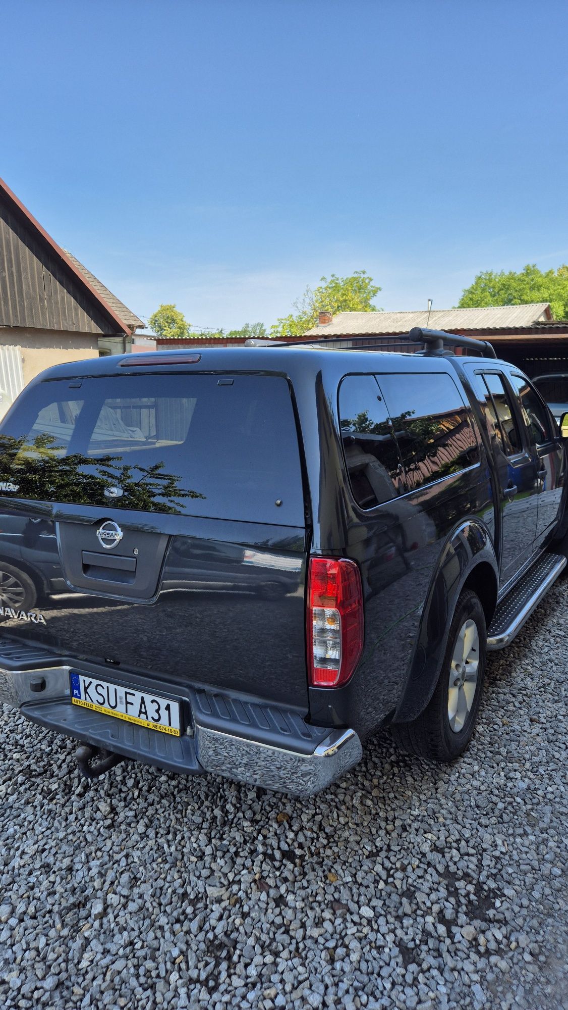 Navara d 40 2.5l
