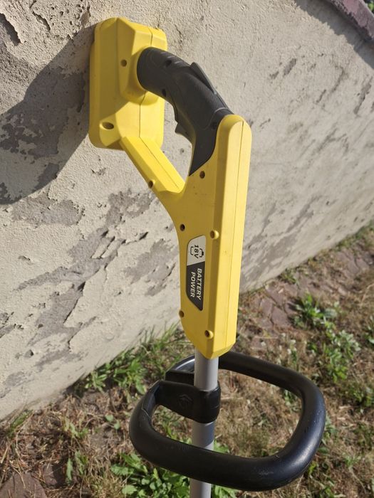 Karcher Podkaszarka na baterie v18