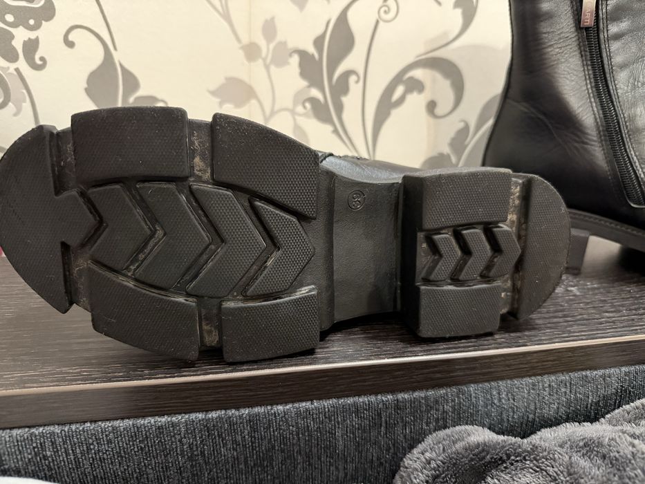 Шкіряні черевики ботінки весняні