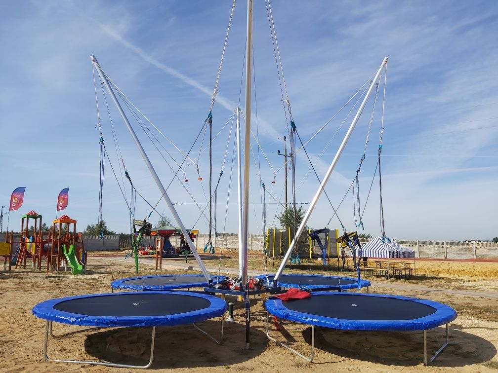 Euro-Bungee Nowe 4 stanowiskowe Bunge Trampolina Bungy Dmuchaniec