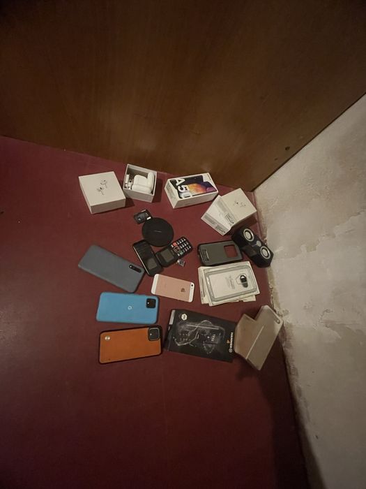 Лот техніки екран pixel 4