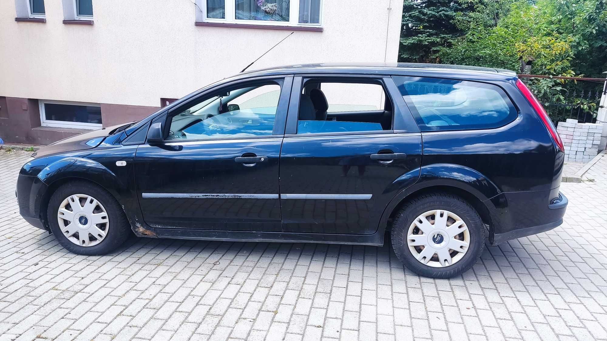 Ford focus uszkodzony