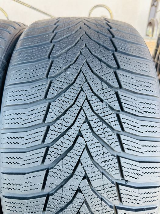 Шини зимові пара 245/40 R18 (97V) Nexen Winguard Sport 2