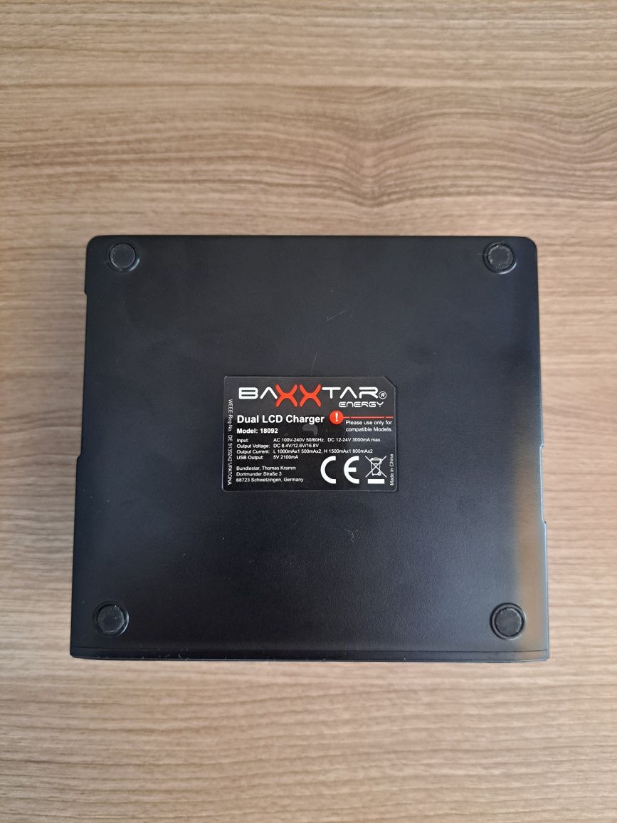 Carregador Baterias NP-F Baxxtar Dual LCD