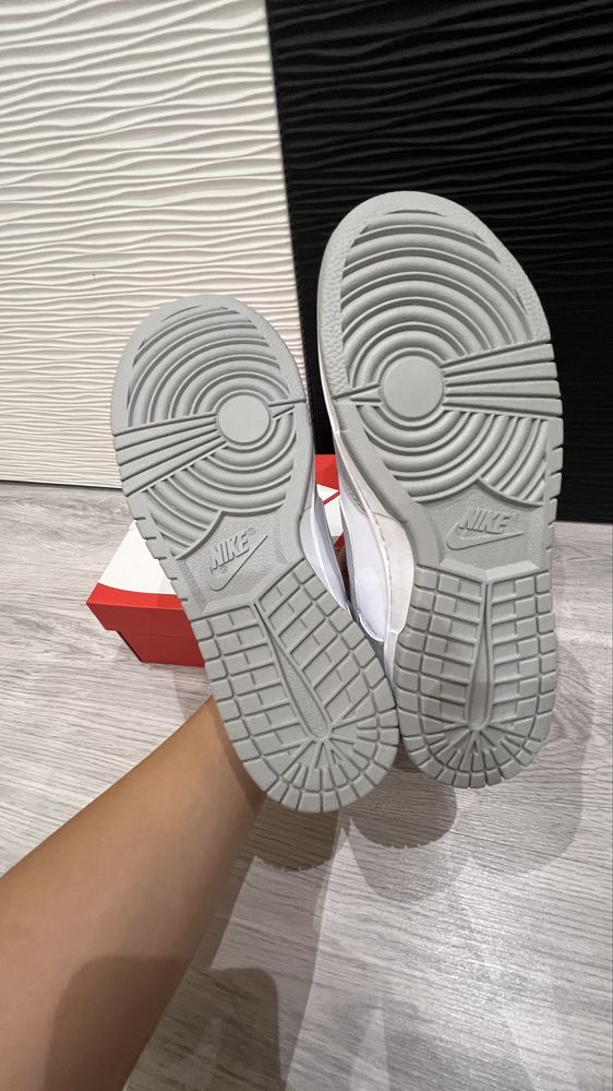 Nike dunk grey fog