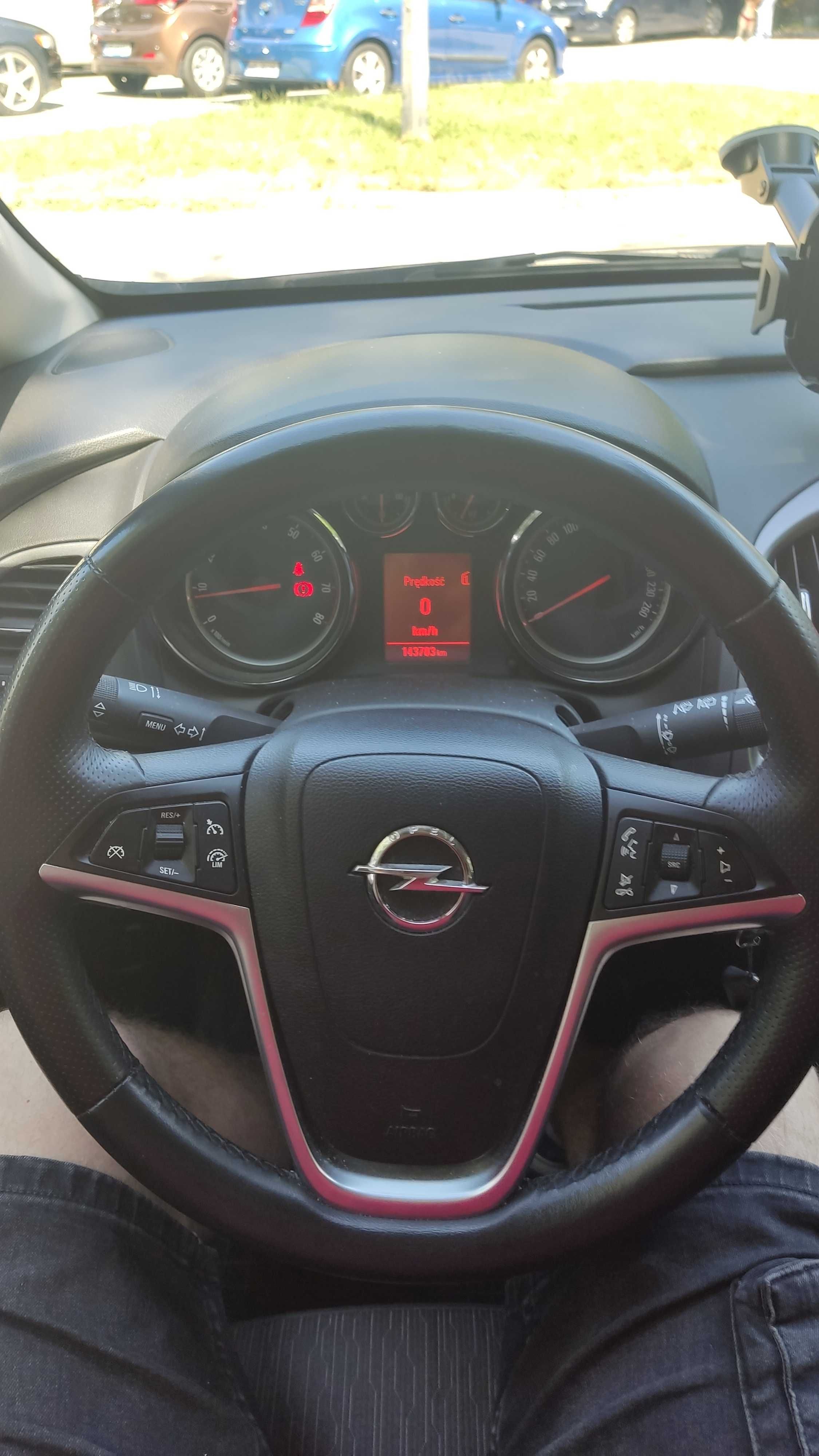 Opel Astra IV 1.4 T Sport