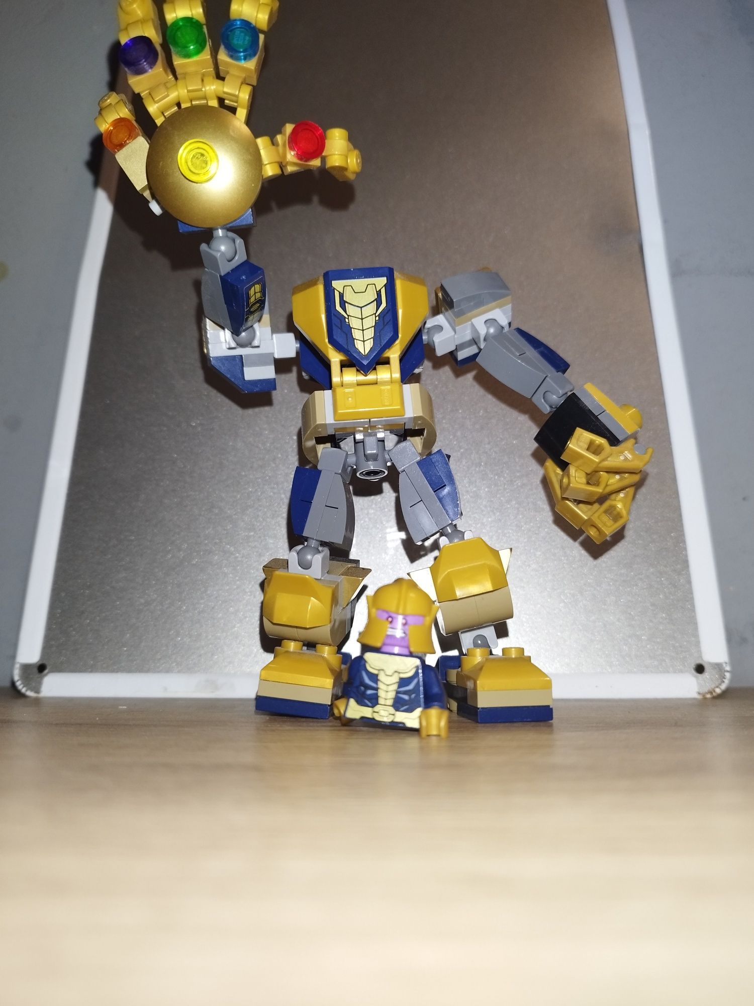 LEGO Thanos Mech 76141
