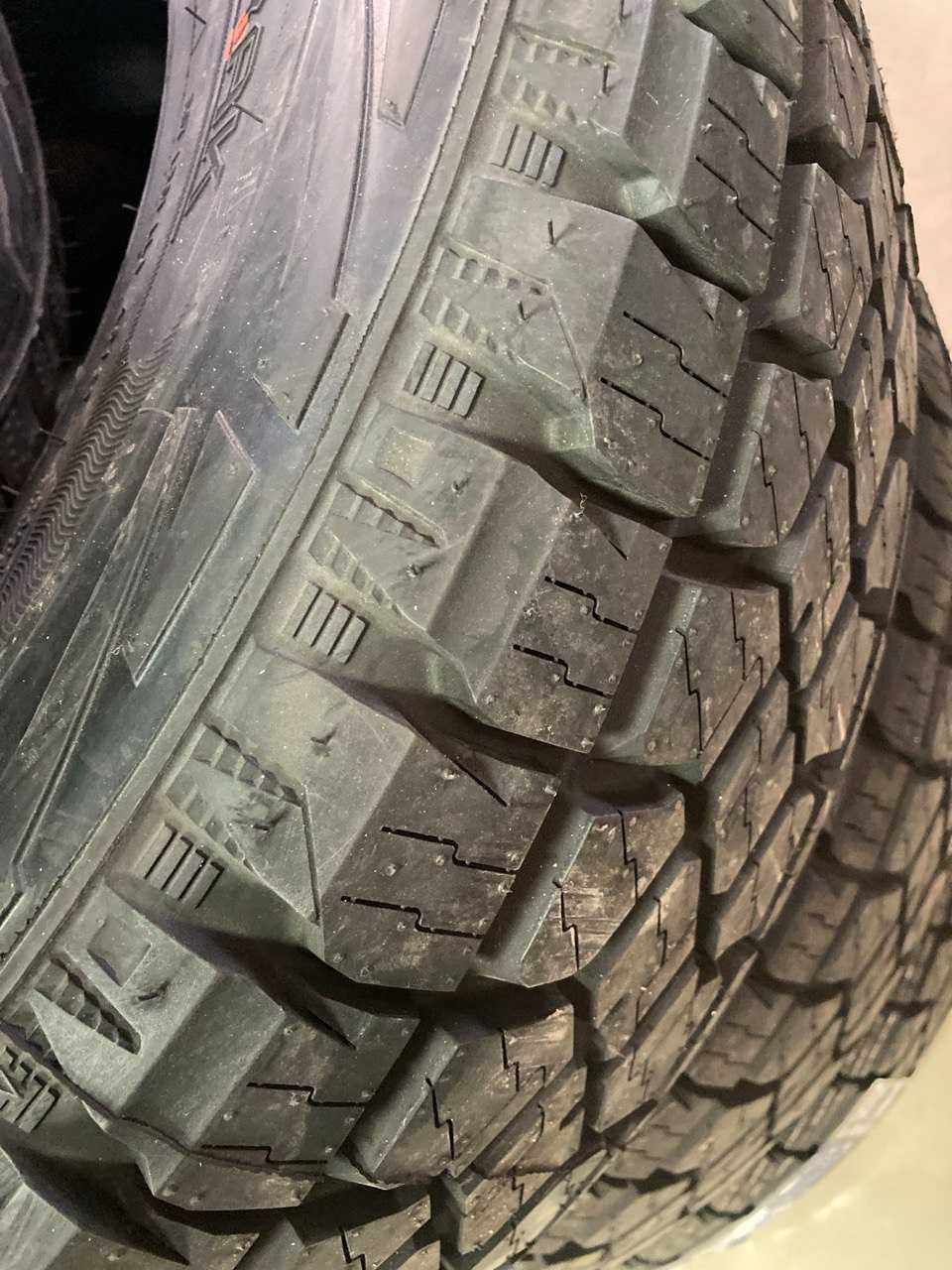 Шина LT 265/70 R17