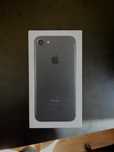 PUDEŁKO iPhone 7 128 GB czarny black