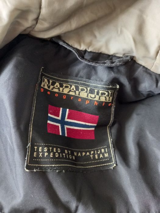 Продам куртку Napapijri Geographic