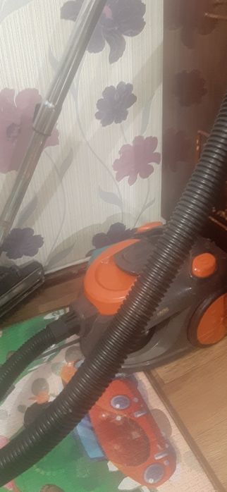 Продам пылесос 3500w рабочий