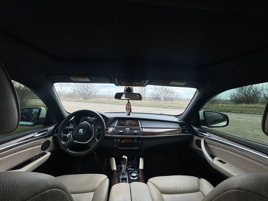 Продам BMW X6 е71
