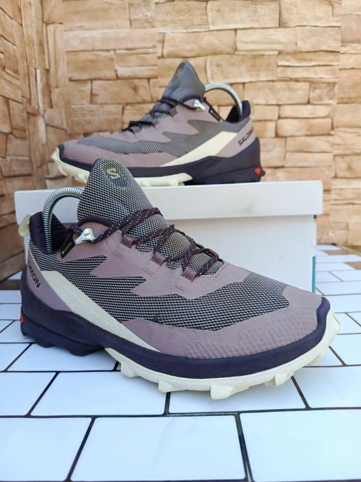 кросівки Salomon gore-tex (40р.25.5,26 см)