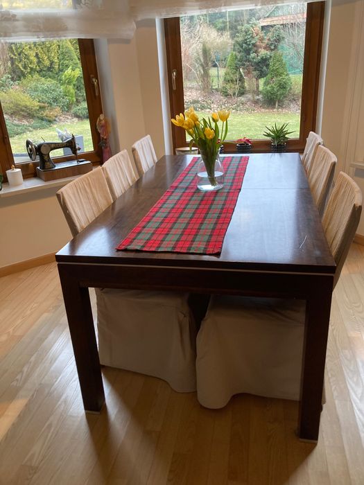 Meble Klose stół krzesła komody