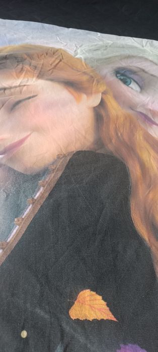 Zestaw. Kołderka 100 na 120 55 z poduszką 55 na 35 i 4 poszewki (Elsa