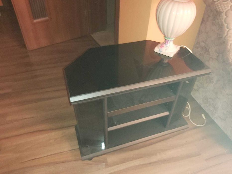 szafka stolik pod telewizor lub cos innego
