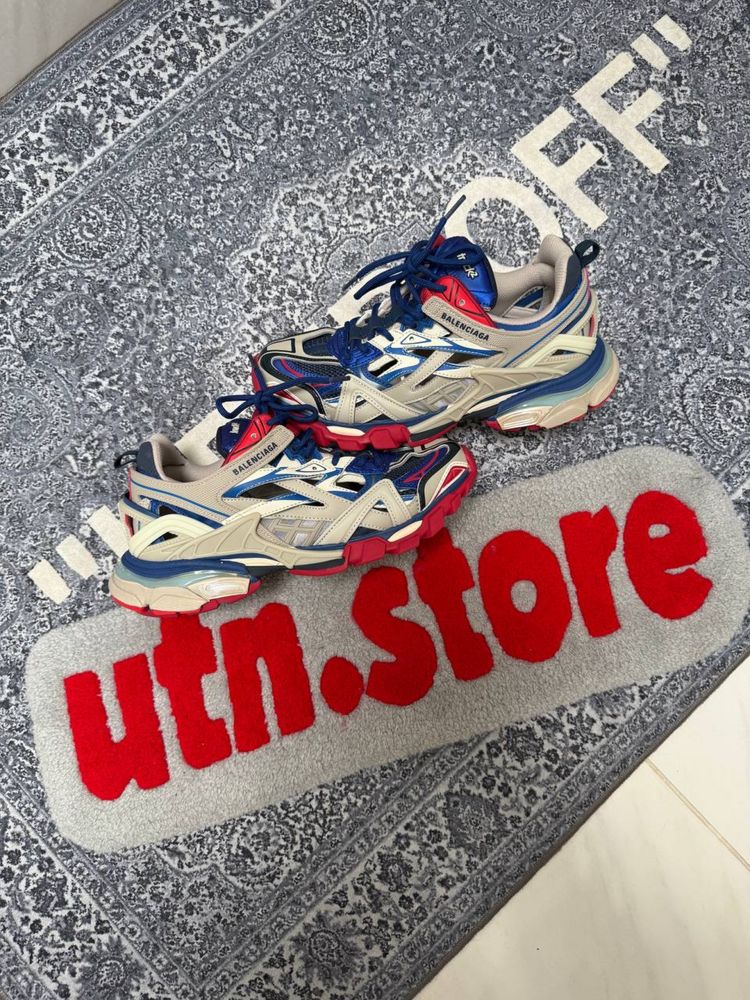 Balenciaga track 2