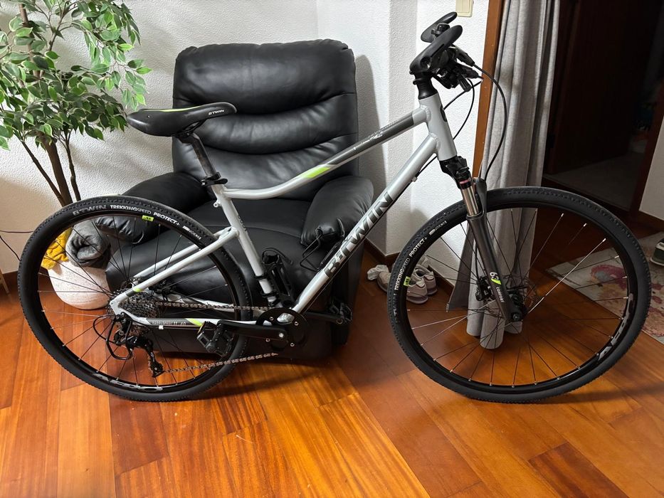 Bicicleta de Trekking Riverside 900 Cinza