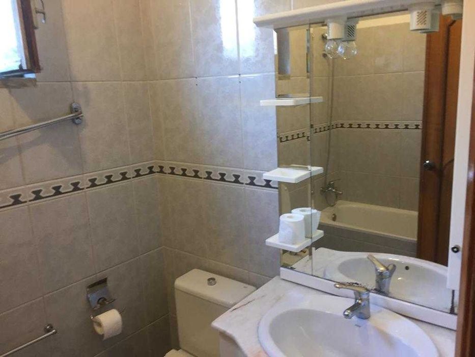 Apenas Quarto para Alugar