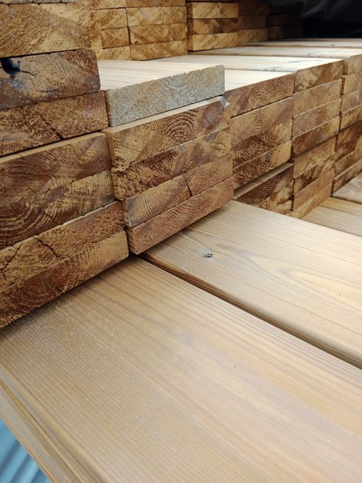 Deska elewacyjna podbitka świerk skandynawski 18x120 V-faza