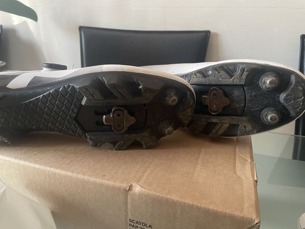 Sapatos BTT DPV Proteus Brancos