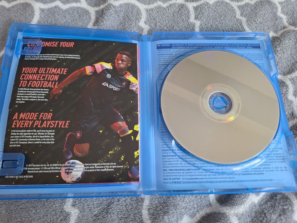 Gra ..Fifa 20.. PS4