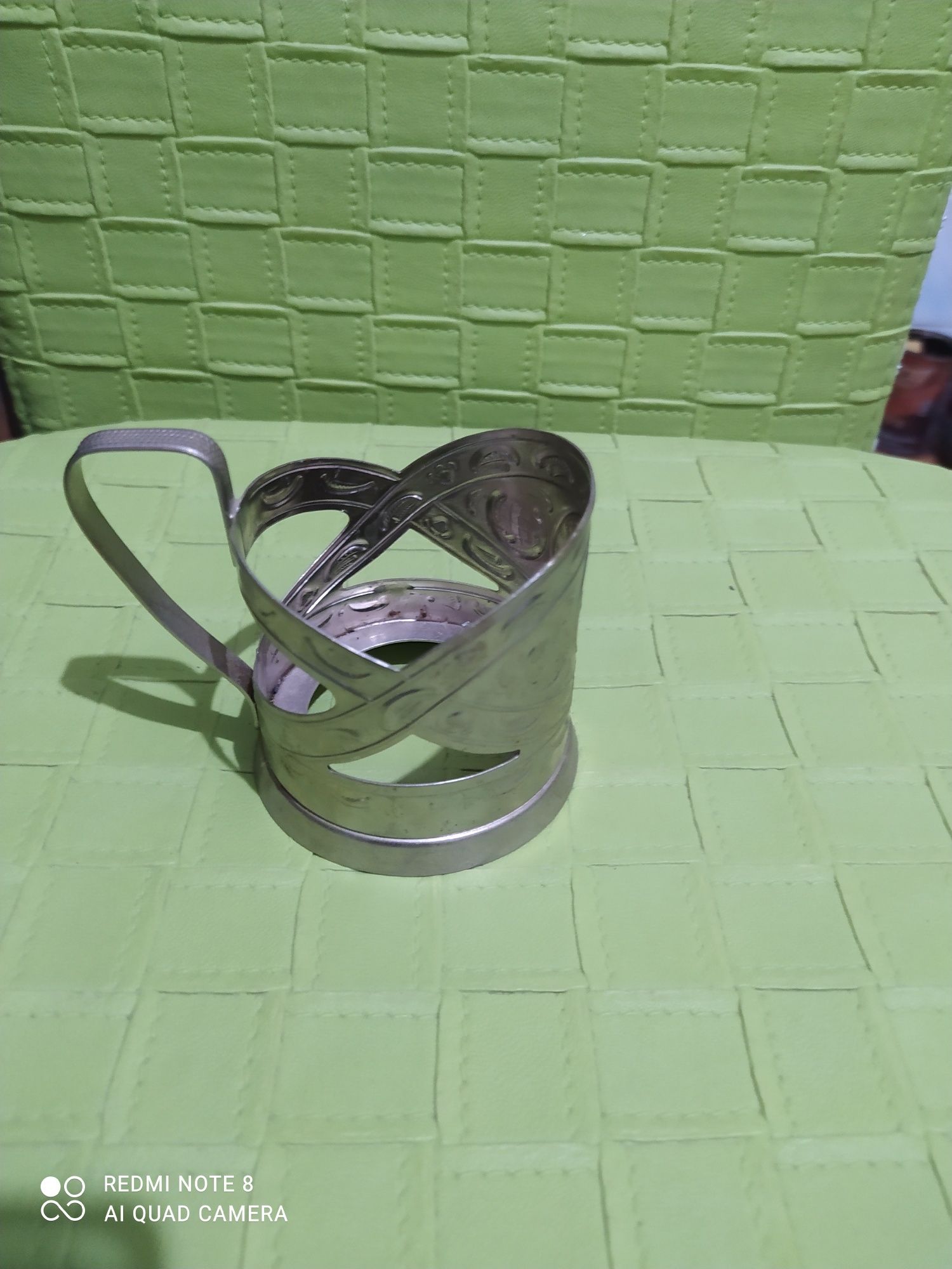 Подстаканник продам. Ёлочные игрушки продам.