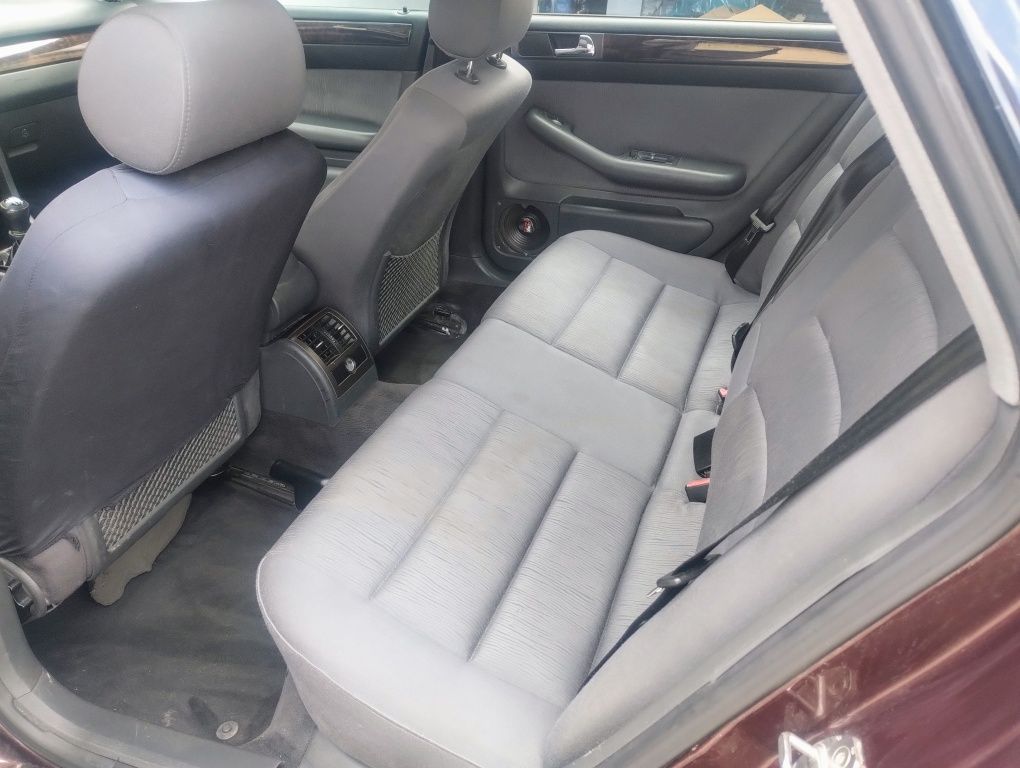 Audi A6 C5 1,8 1999 bez wkładu