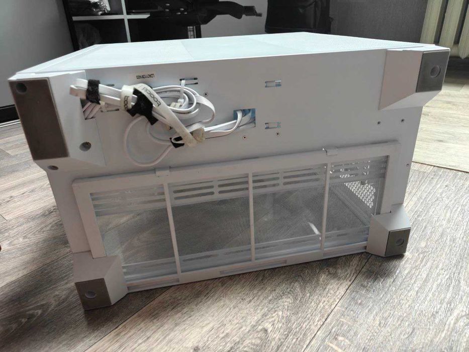 Корпус Lian Li O11 Vision