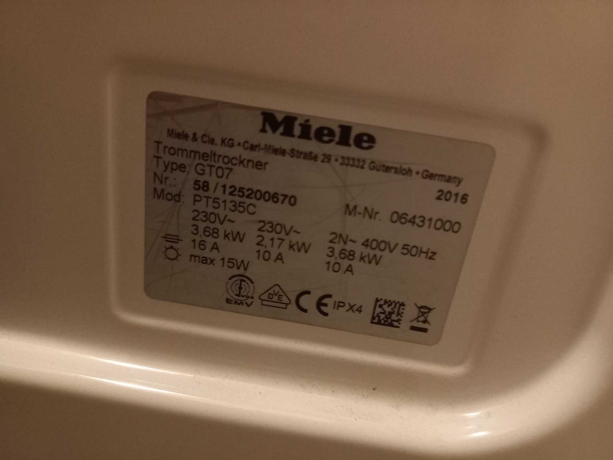 Suszarka  kondensacyjna MIELE Professional PT 5135 C