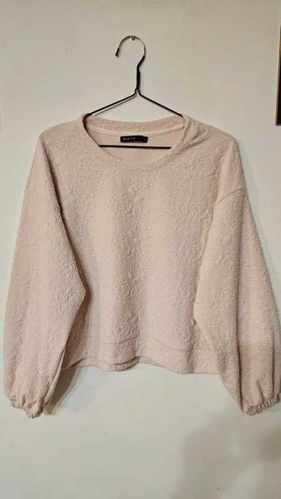 Bluza z bufiastymi rękawami