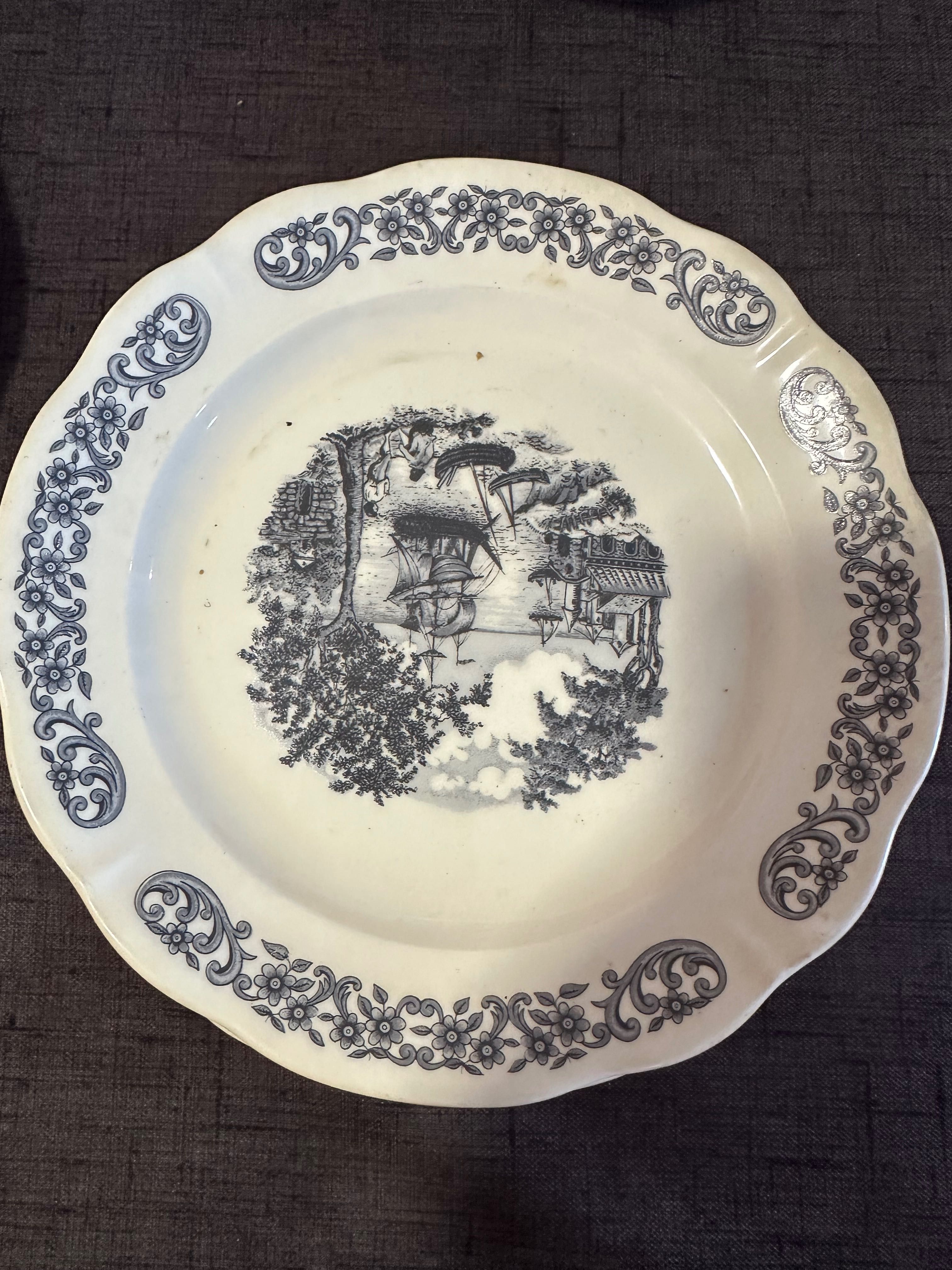Pratos porcelana coleção sacavém