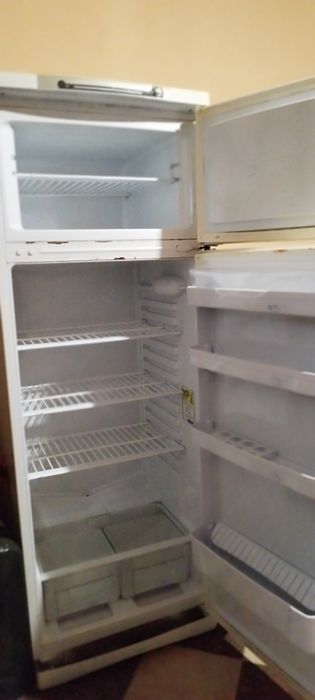 Холодильник INDESIT