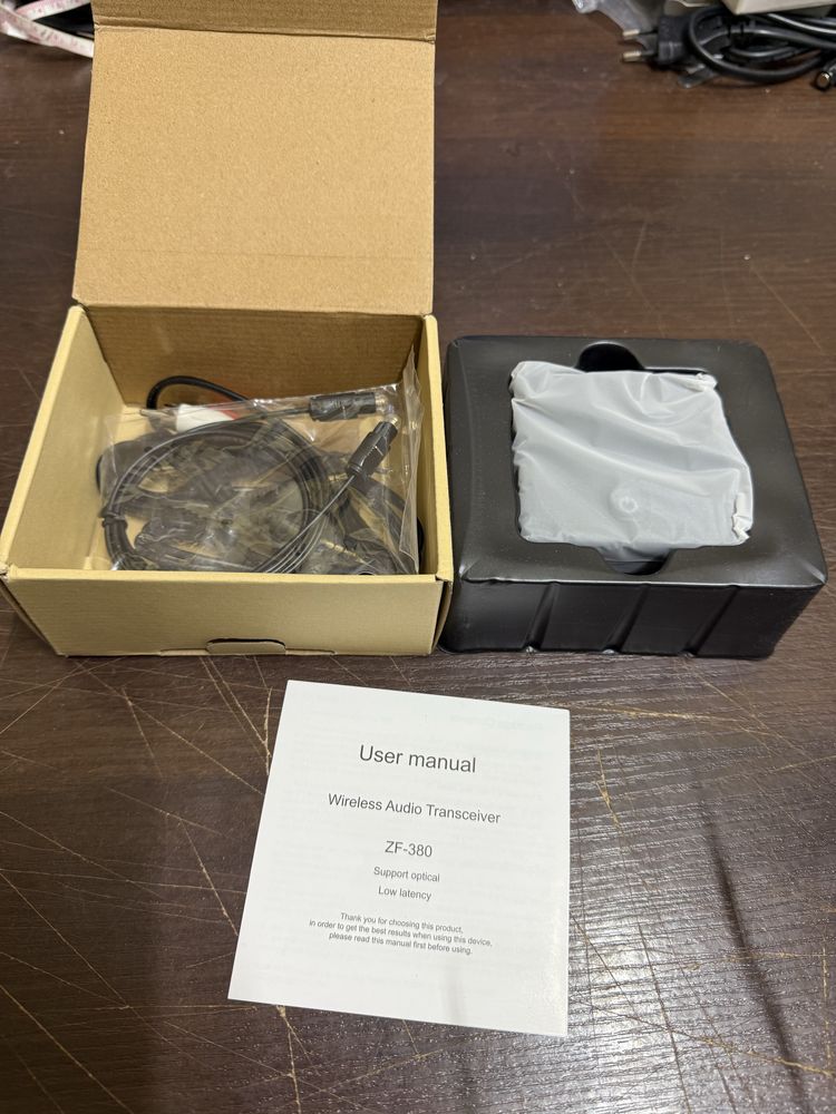 Leepesx ZF-380 2 w 1 Bluetooth 5.0 nadajnik odbiornik