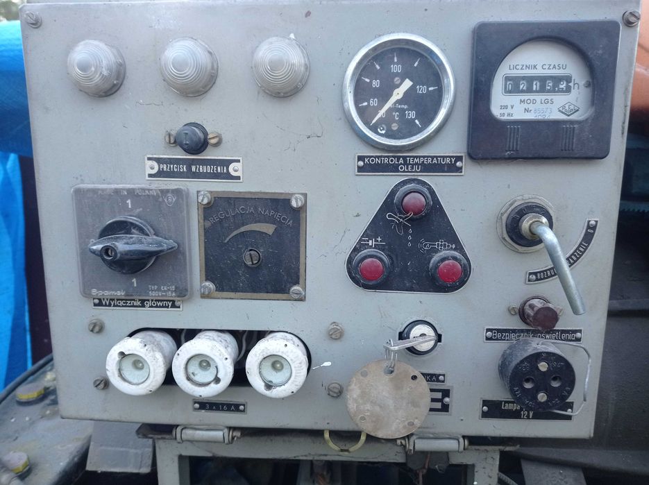 Agregat prądotwórczy PAD8 8kW Stan jak nowy 215 motogodzin!