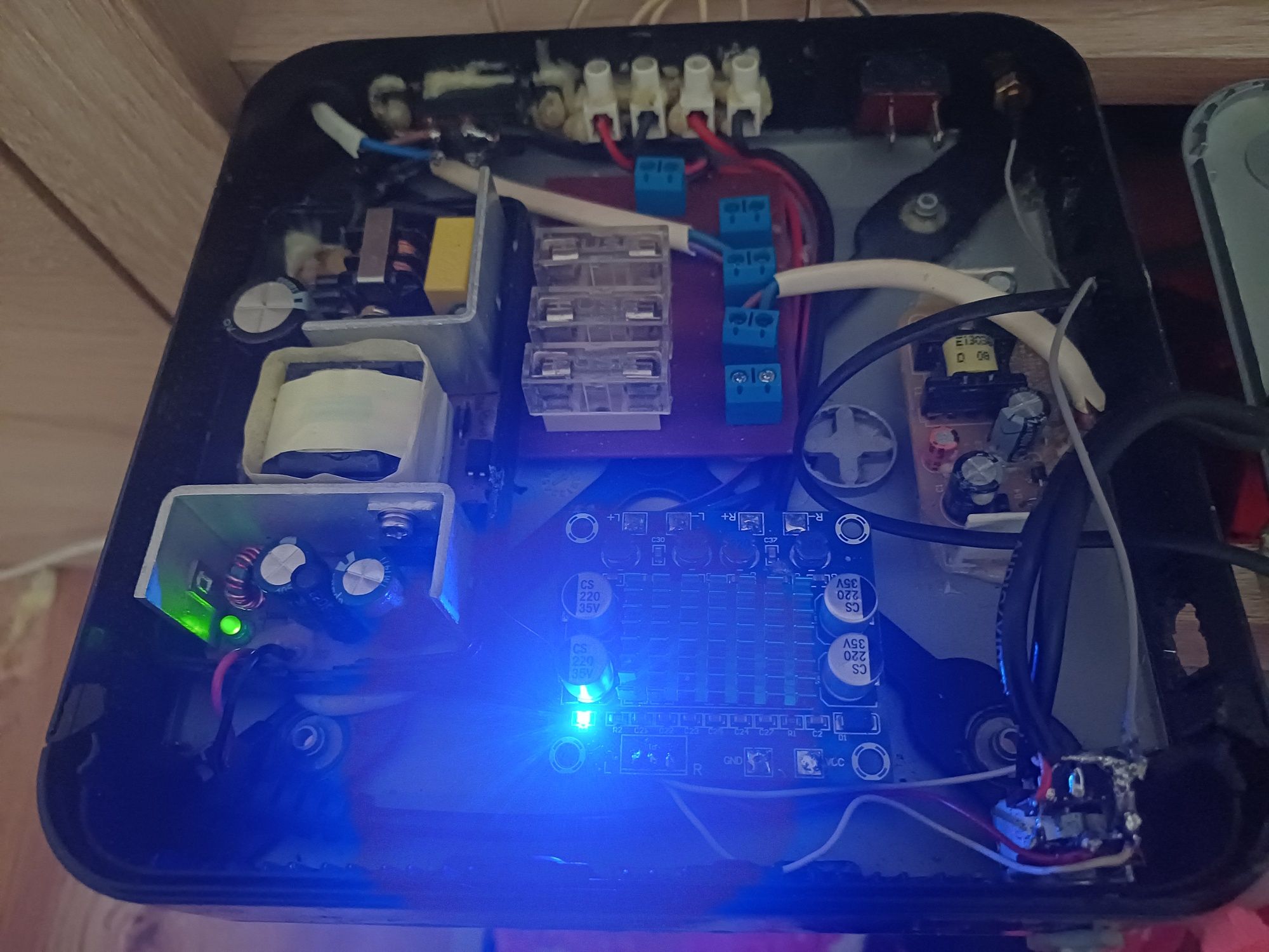 Wzmacniacz tpa3110 + FM DIY do warsztatu