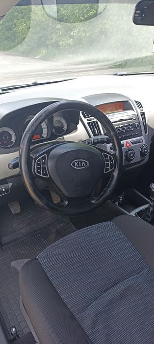 Продам Киа Сид 1.6 дизель