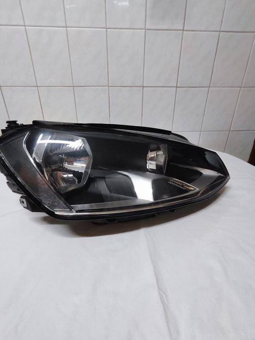 VW Golf MK7 /7  Faróis Originais Halogéneo + Lâmpadas