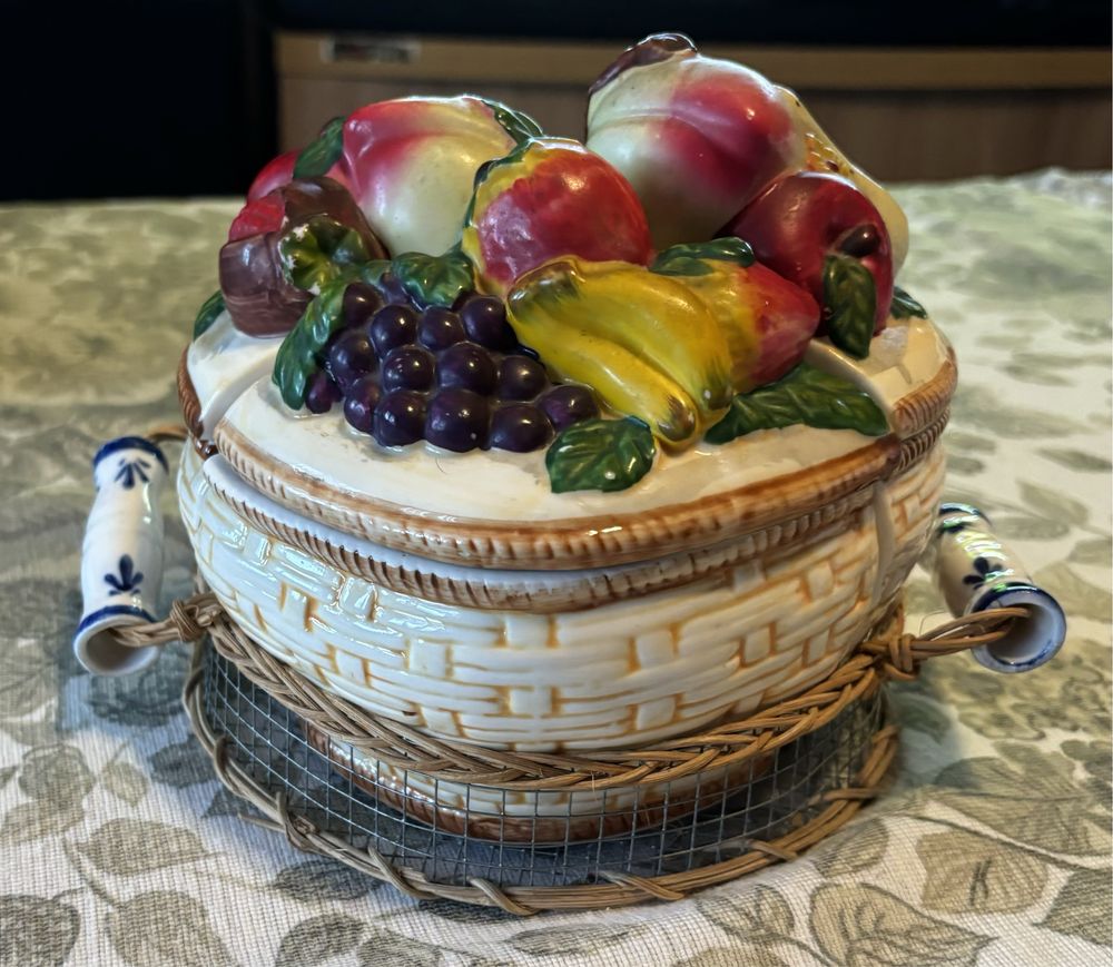 Unikat PRL szkatułka porcelana z owocami