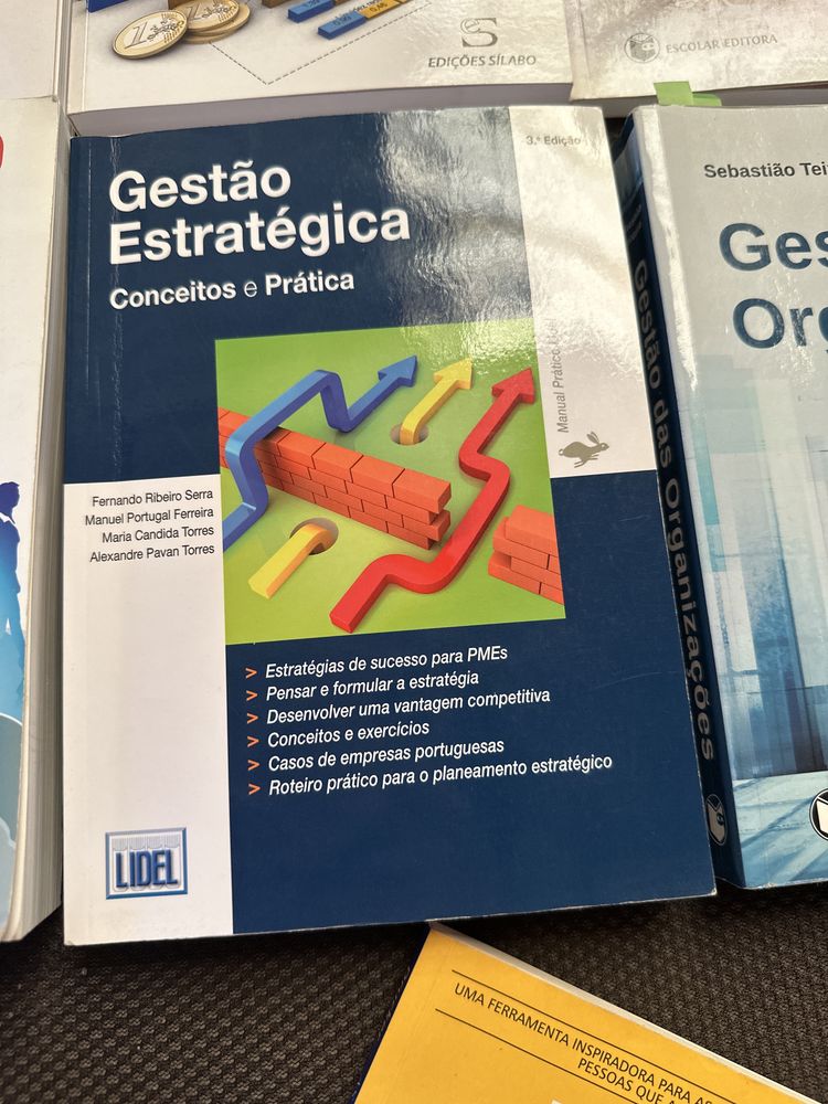 Livros Universitários