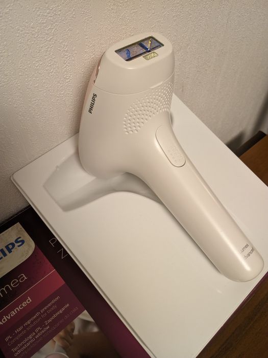 Фотоепілятор PHILIPS Lumea SC 1994/00 серії 7000
