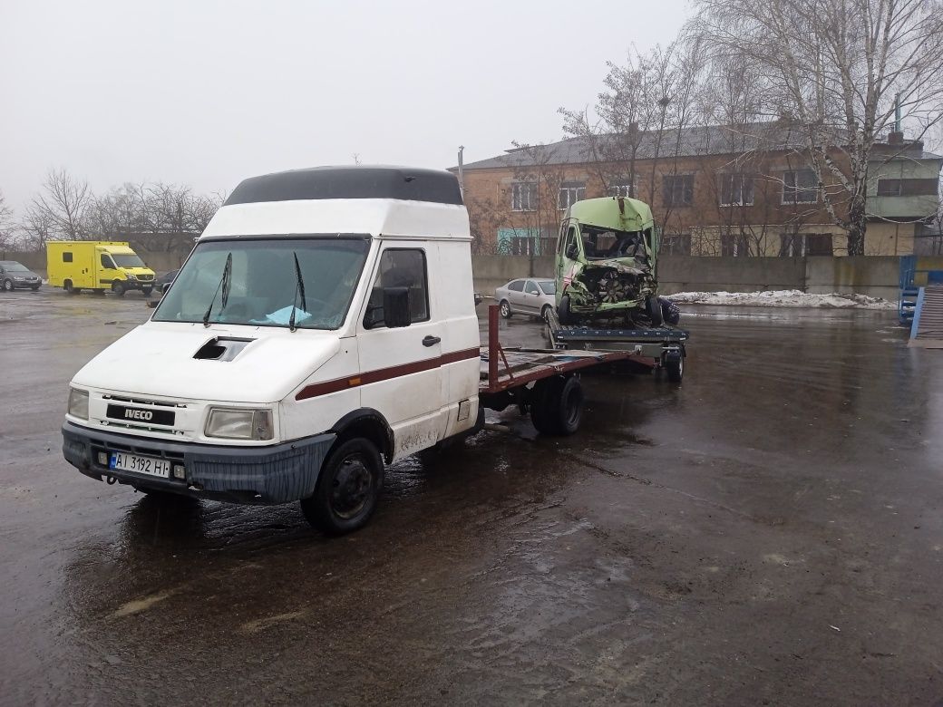 Послуги евакуатора перевозки лавета лафет евакуатор Острог-Рівне