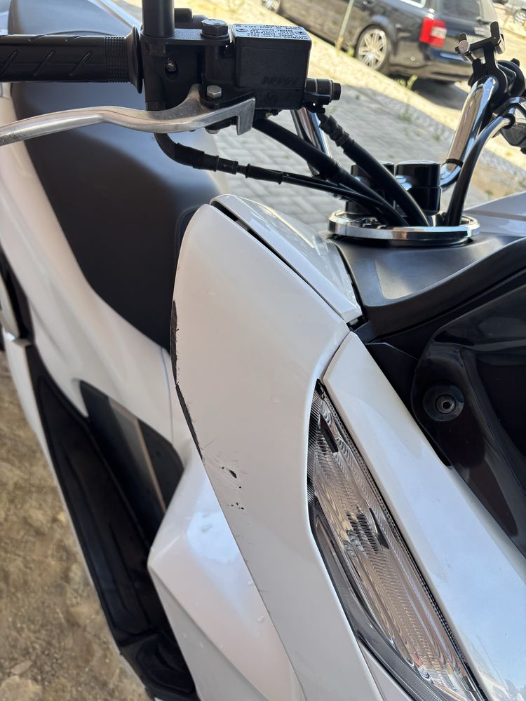 Honda PCX 2019 – Revisões Sempre em Dia, Pronta a Andar