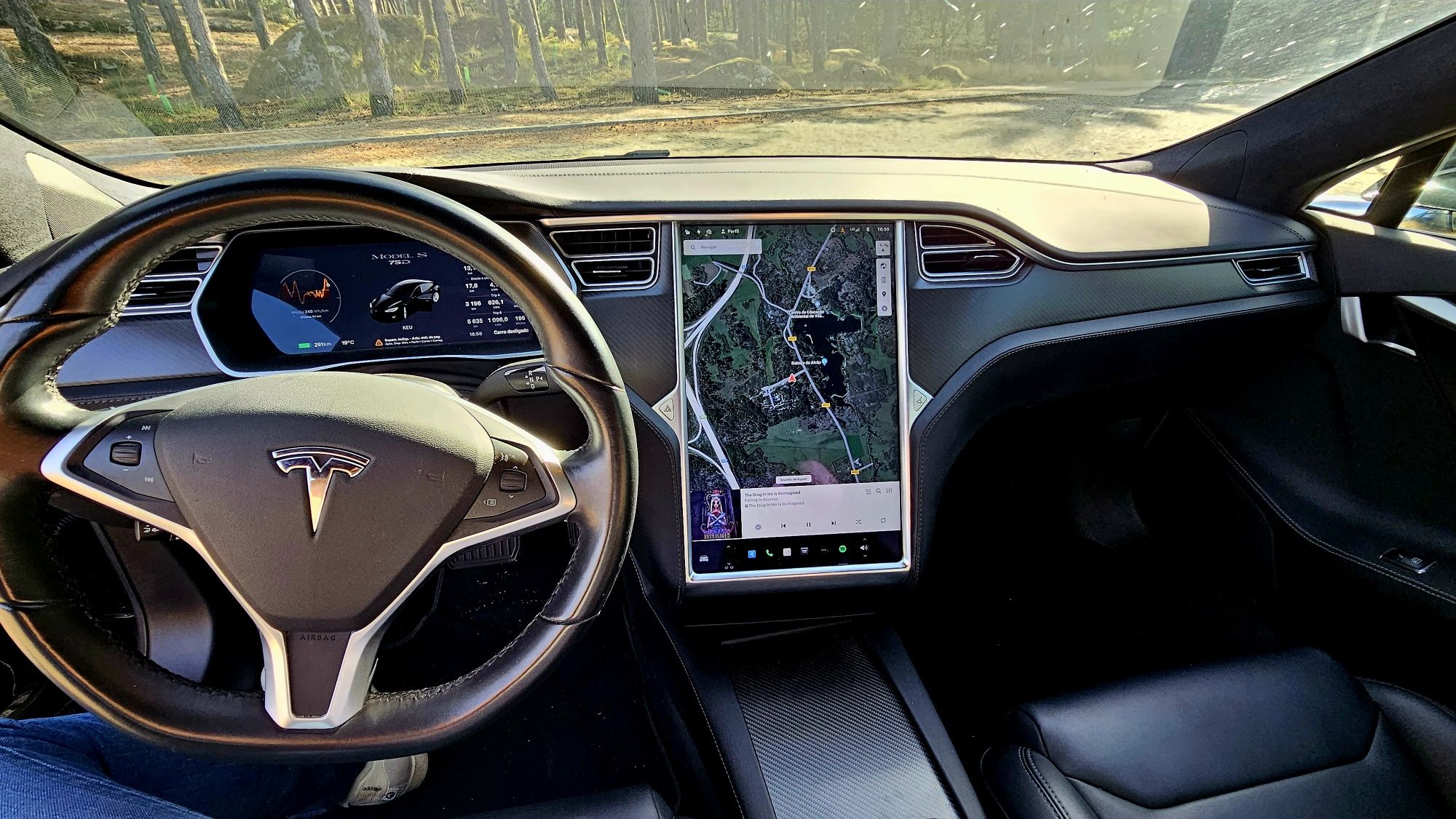 Tesla Model S 75D