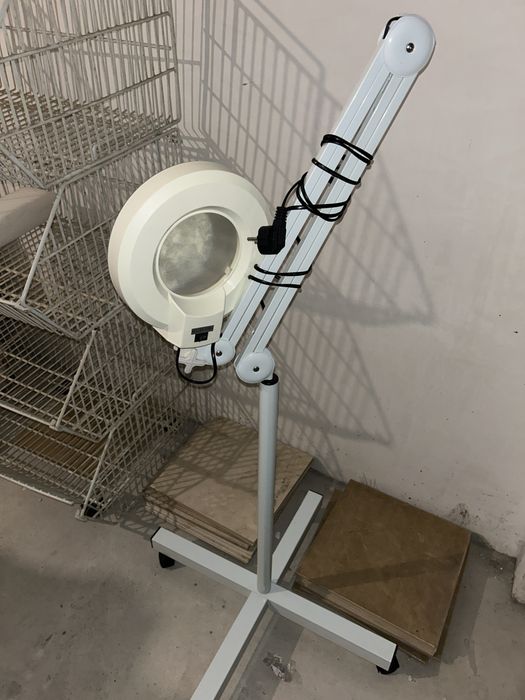 Luz e lampada estetica