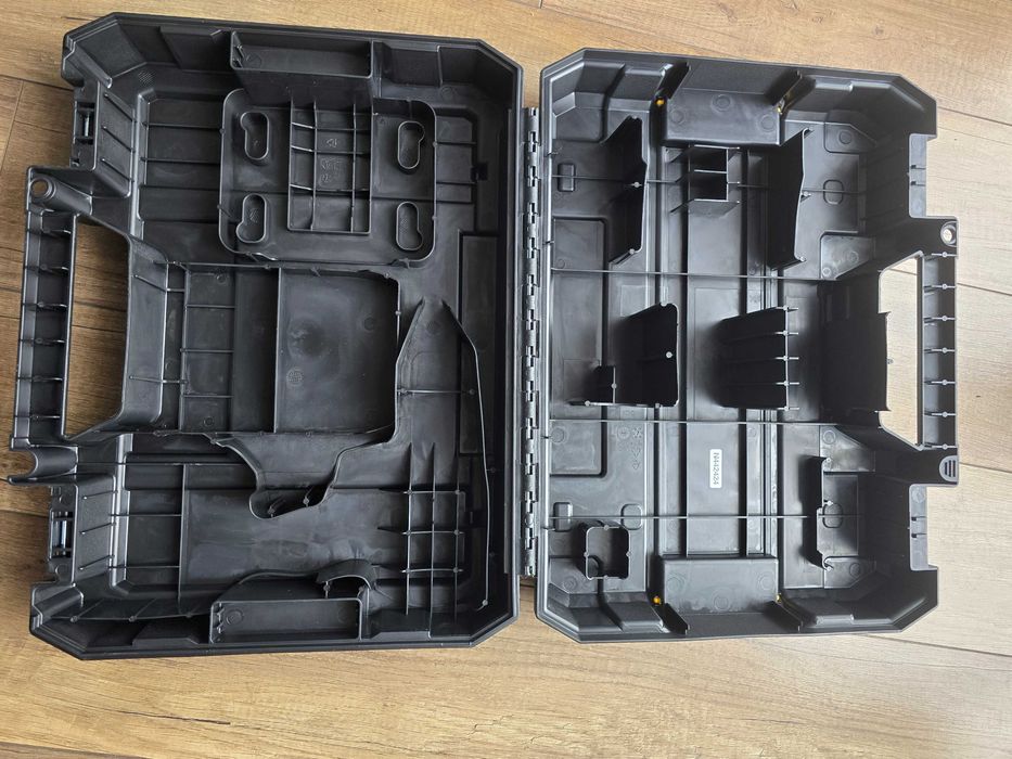 Skrzynka narzędziowa Dewalt (dla wkrętarki)