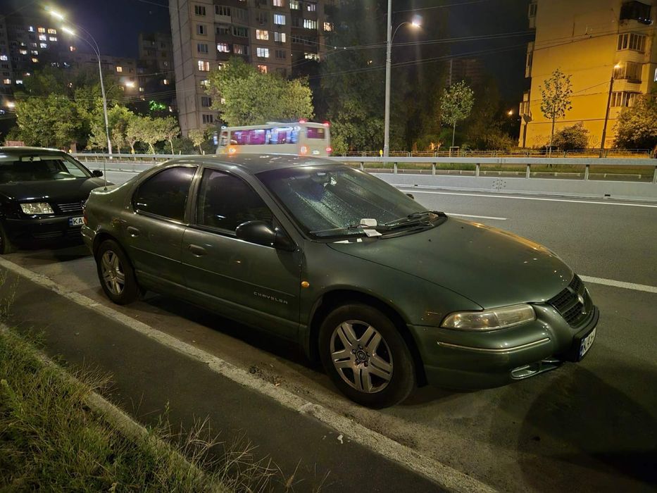 Chrysler Stratus LE 2.0