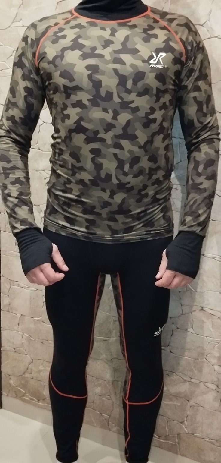 Komplet termoaktywny RevolutionRace Sneaky Balaclava Camo M