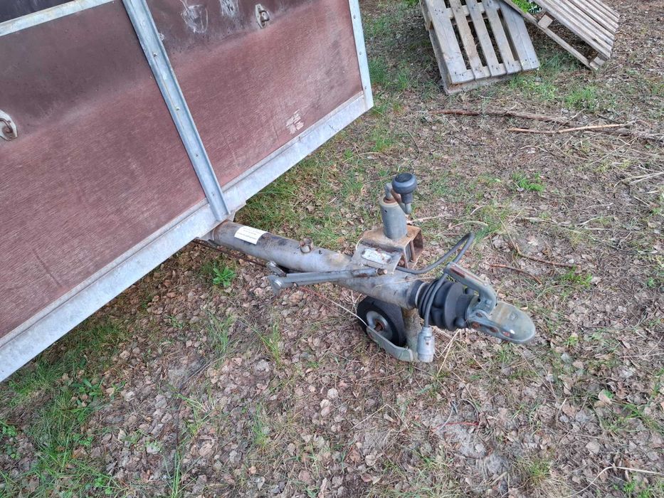 przyczepa bagażowa 1700 dmc