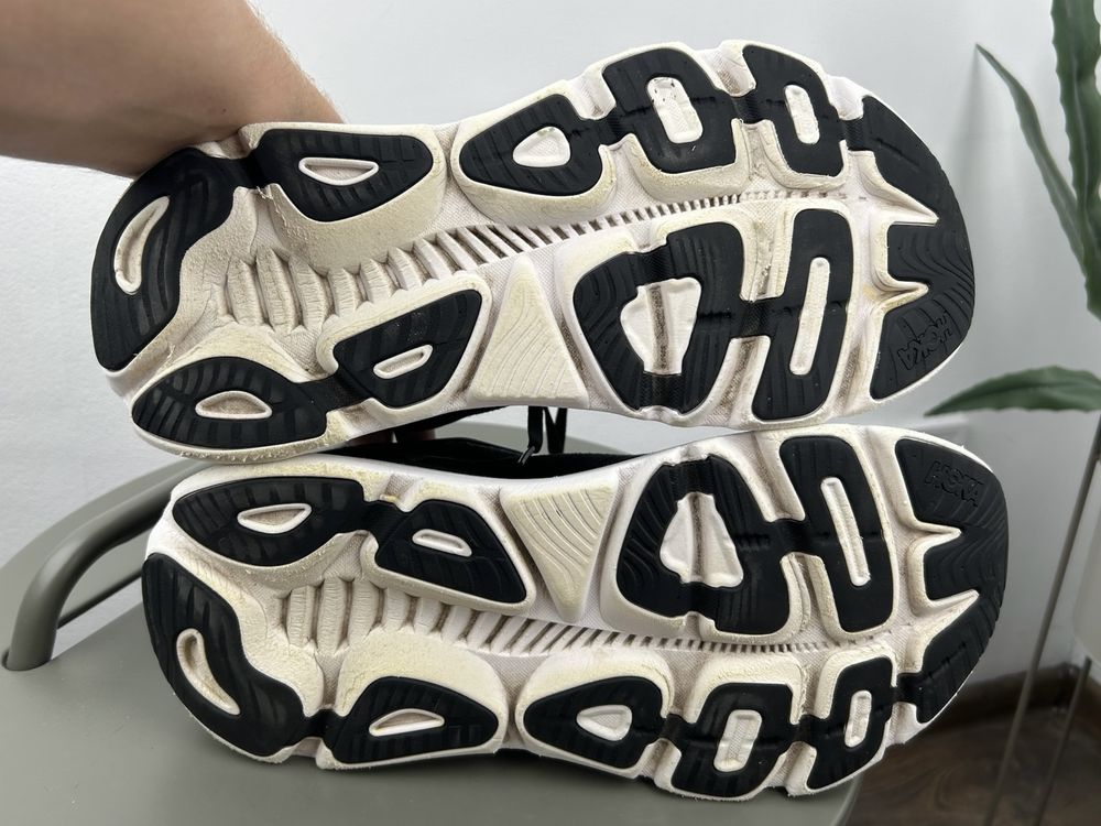 Оригінал! Кросівки Hoka Gaviota 5 46.5 розмір 03483